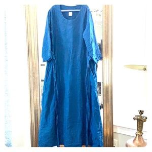 Women’s blue 100% linen dress